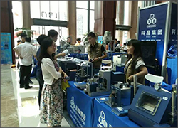 科晶聯(lián)盟-合肥科晶、深圳科晶、沈陽科晶參加2015中國材料大會(huì) 暨國際材料工藝設(shè)備、科學(xué)器材及實(shí)驗(yàn)室設(shè)備展覽會(huì)